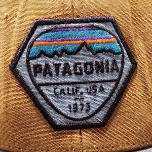 Patagonia- RARE COLOR! “Fitz Roy Hex Patch” Mid Crown Trucker Hat Worn Wear